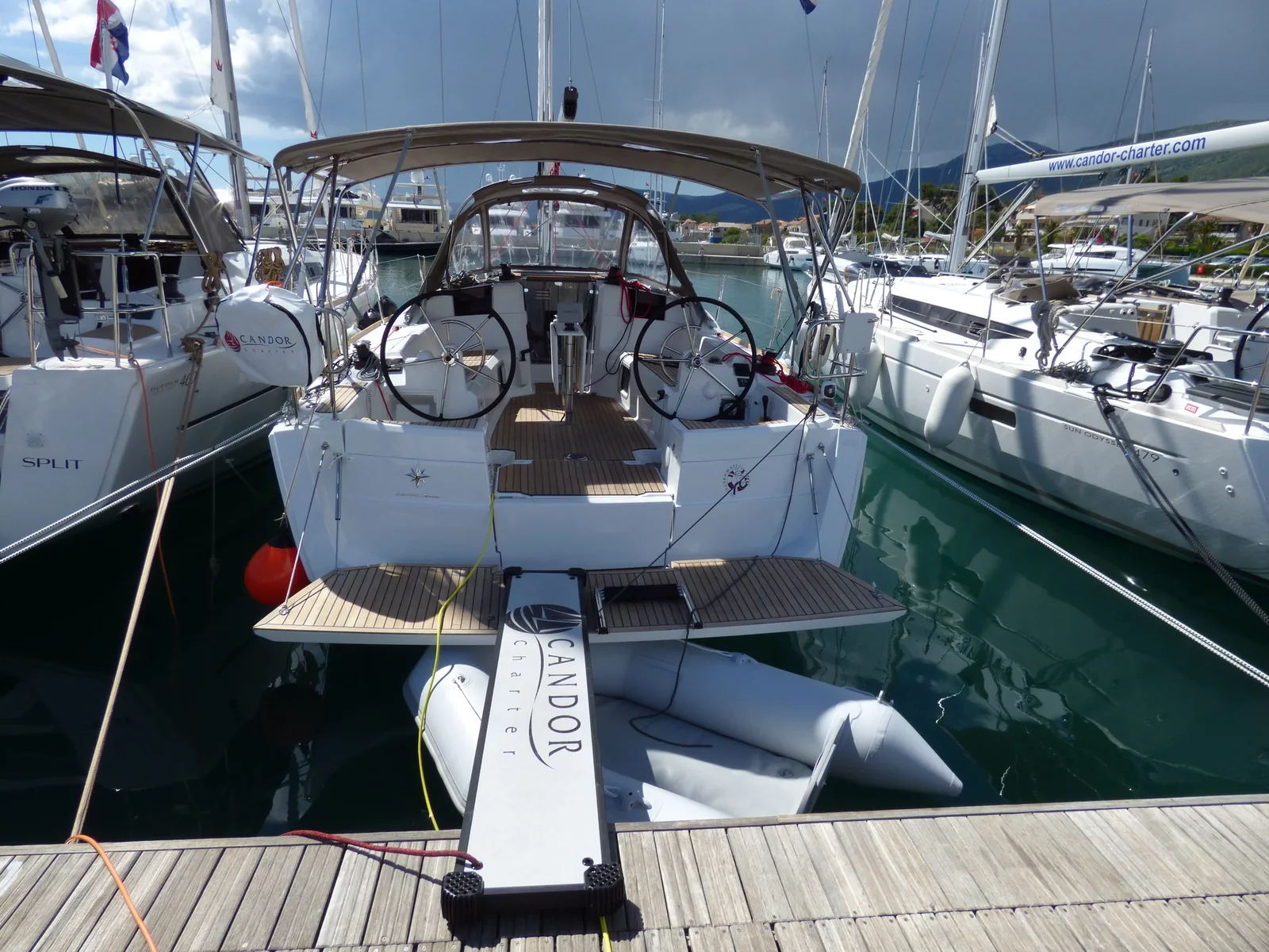 Yacht JEANNEAU Sun Odyssey 389 - Vacskamati - Foto 1