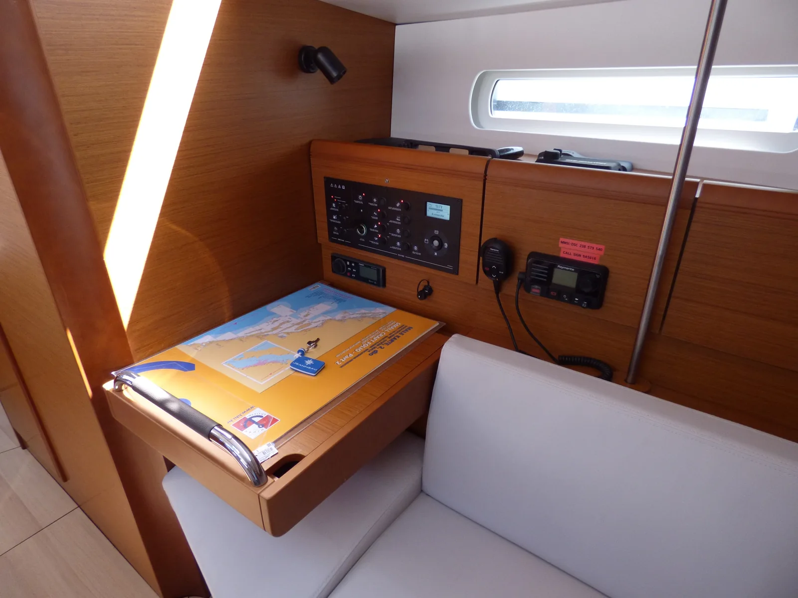 Yacht JEANNEAU Sun Odyssey 389 - Vacskamati - Foto 1