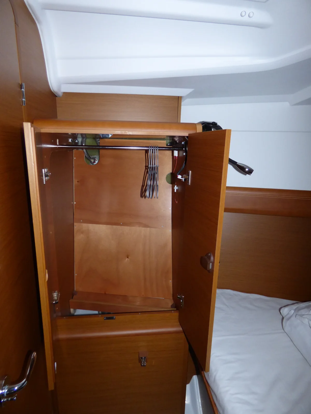 Yacht JEANNEAU Sun Odyssey 389 - Vacskamati - Foto 1