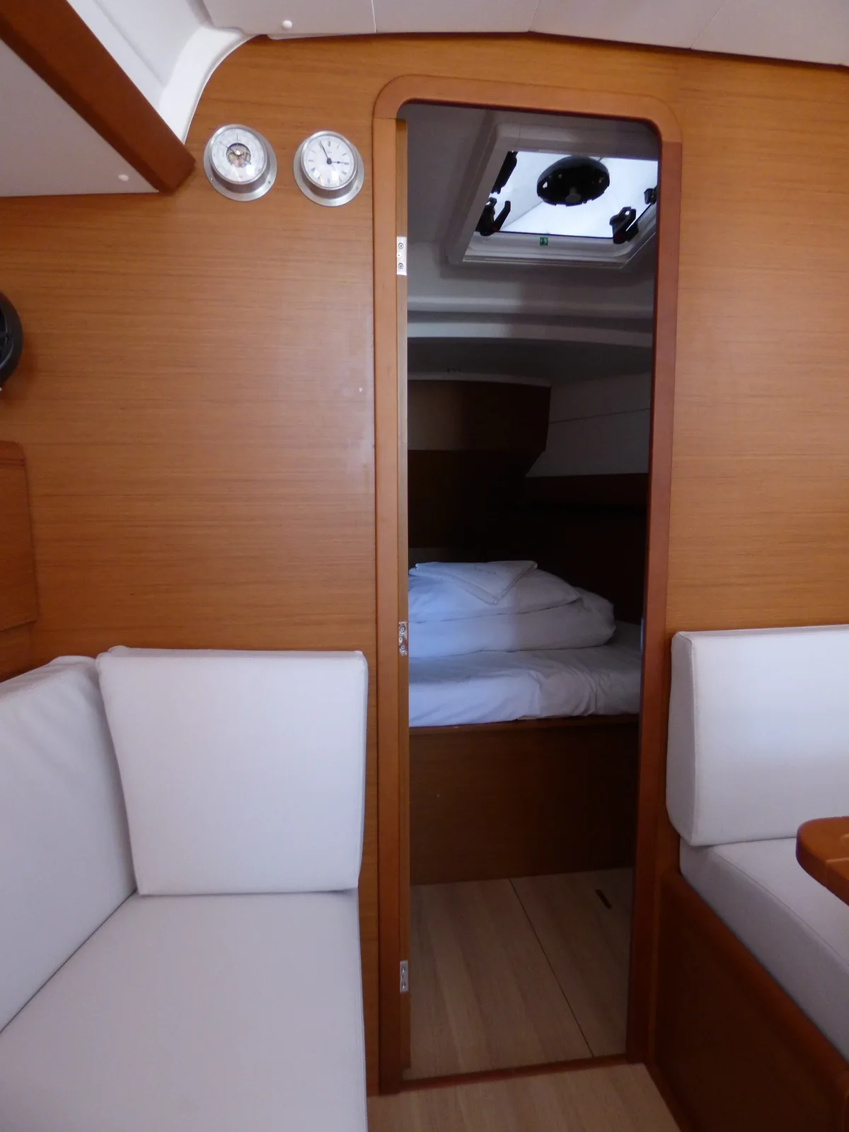 Yacht JEANNEAU Sun Odyssey 389 - Vacskamati - Foto 1