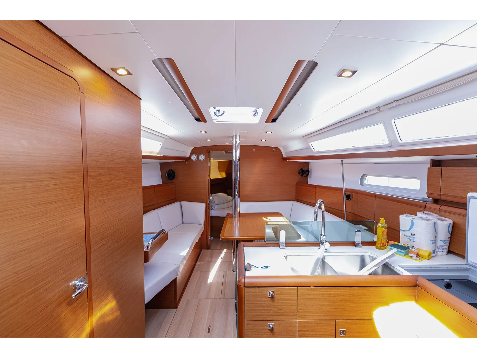 Yacht JEANNEAU Sun Odyssey 389 - Vacskamati - Foto 1