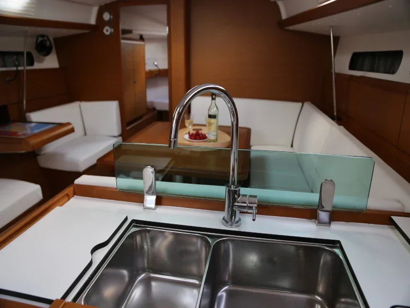 Yacht JEANNEAU Sun Odyssey 419 - Kandur II - Foto 1