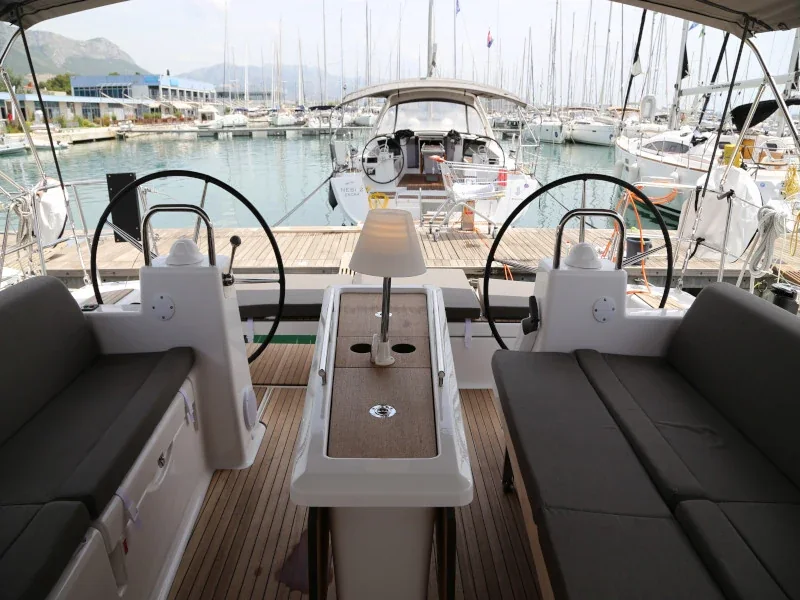 Yacht DUFOUR 460 Grand Large - Sea Hawk - Foto 1