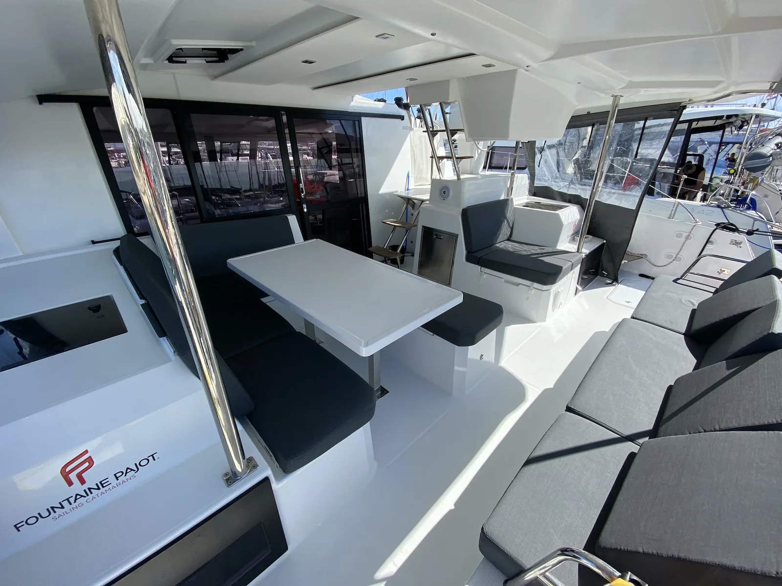 Yacht FOUNTAINE PAJOT Astrea 42 - Vespera - Foto 1