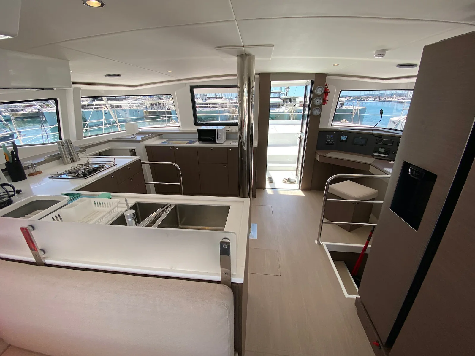 Yacht FOUNTAINE PAJOT Astrea 42 - Vespera - Foto 1