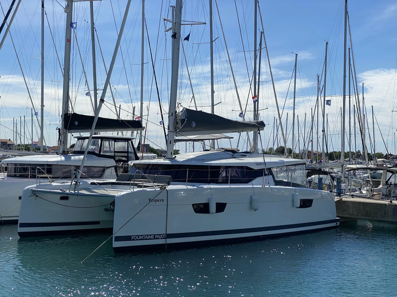 Yacht FOUNTAINE PAJOT Astrea 42 - Vespera - Foto 1