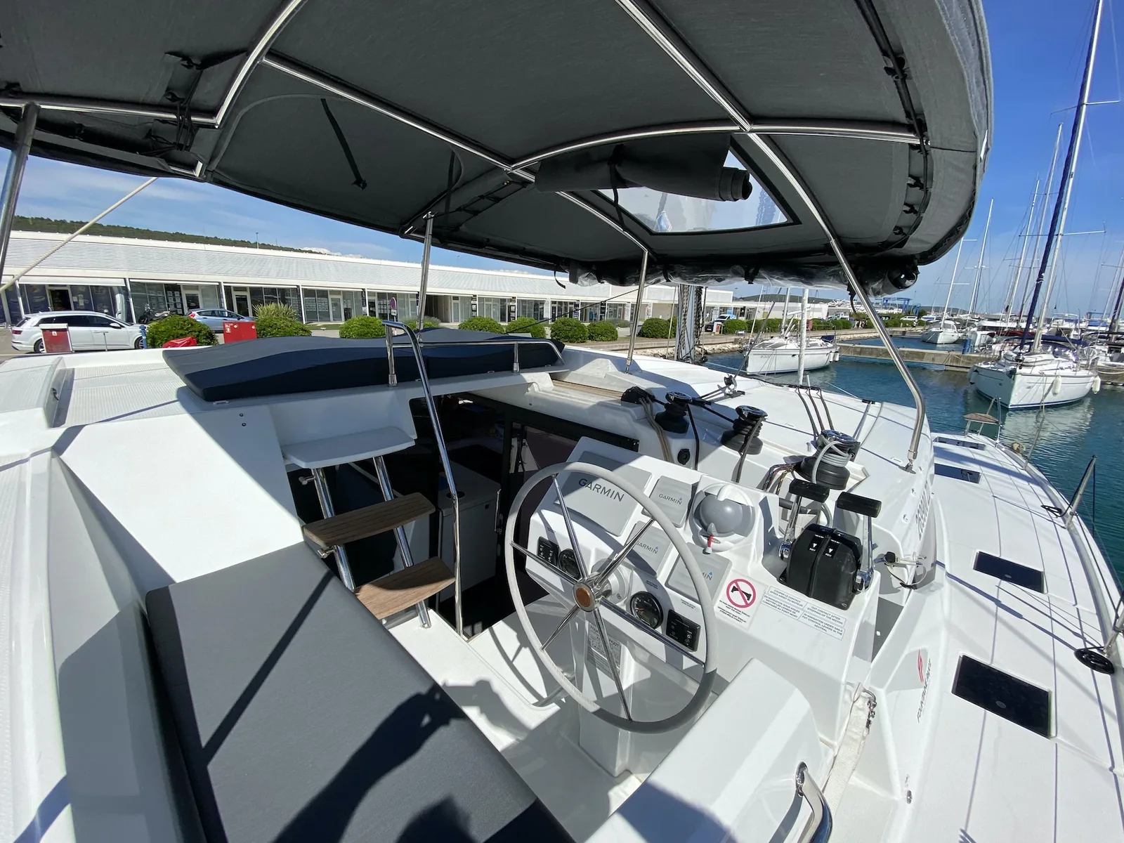 Yacht FOUNTAINE PAJOT Astrea 42 - Vespera - Foto 1
