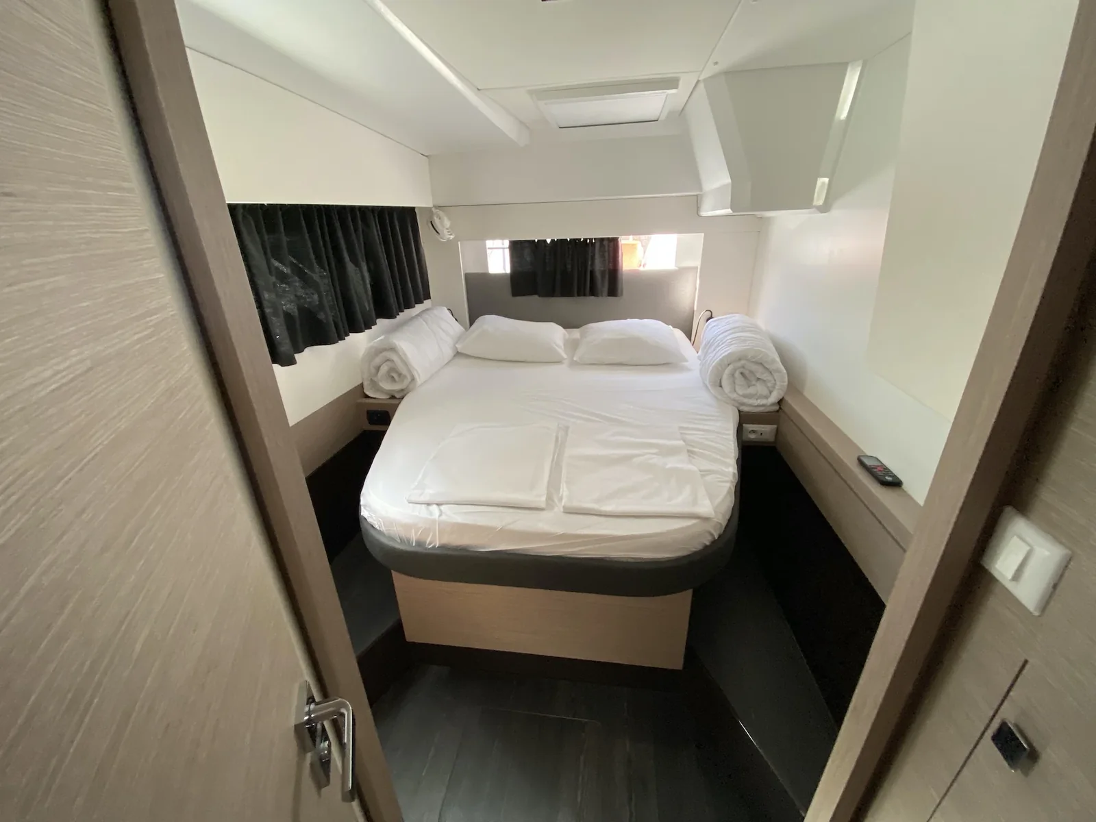 Yacht FOUNTAINE PAJOT Astrea 42 - Vespera - Foto 1
