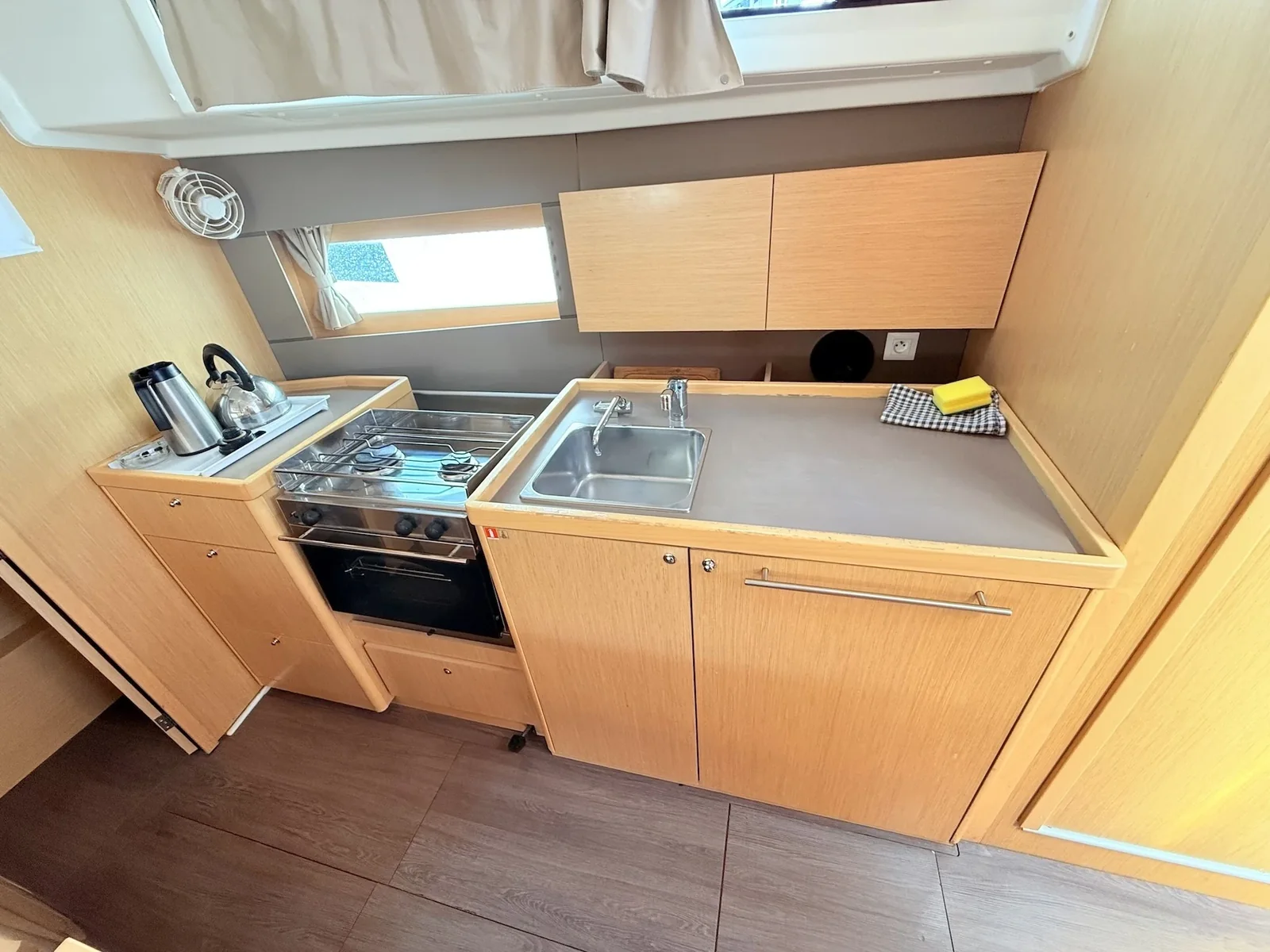 Yacht BENETEAU Oceanis 38.1 - Foxy - Foto 12