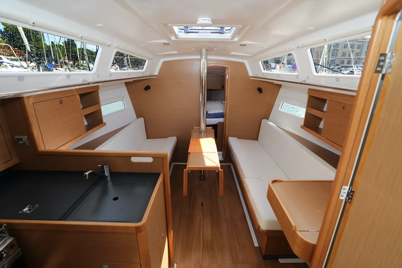 Yacht JEANNEAU Sun Odyssey 319 - Tatjana - Foto 1