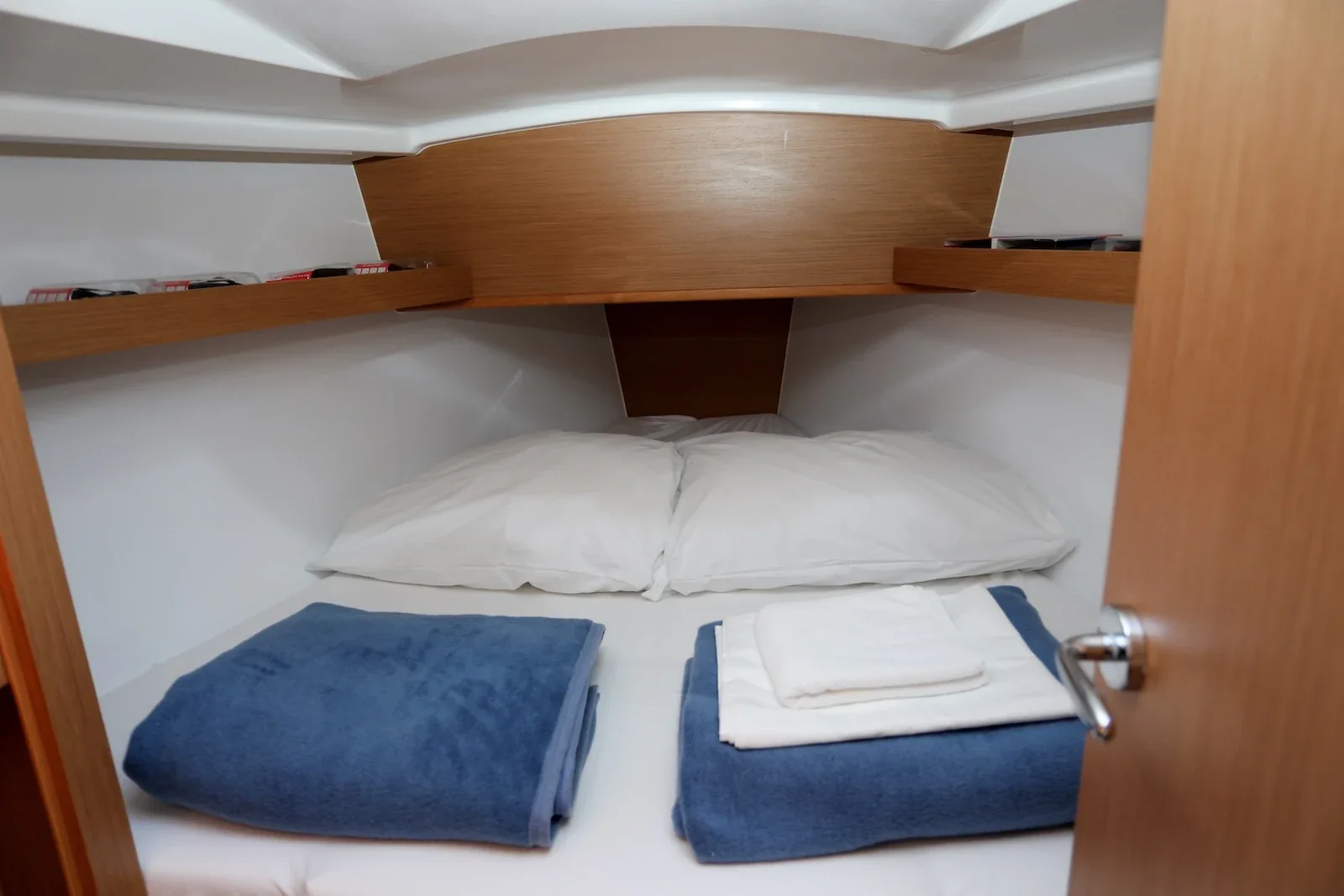 Yacht JEANNEAU Sun Odyssey 319 - Tatjana - Foto 1