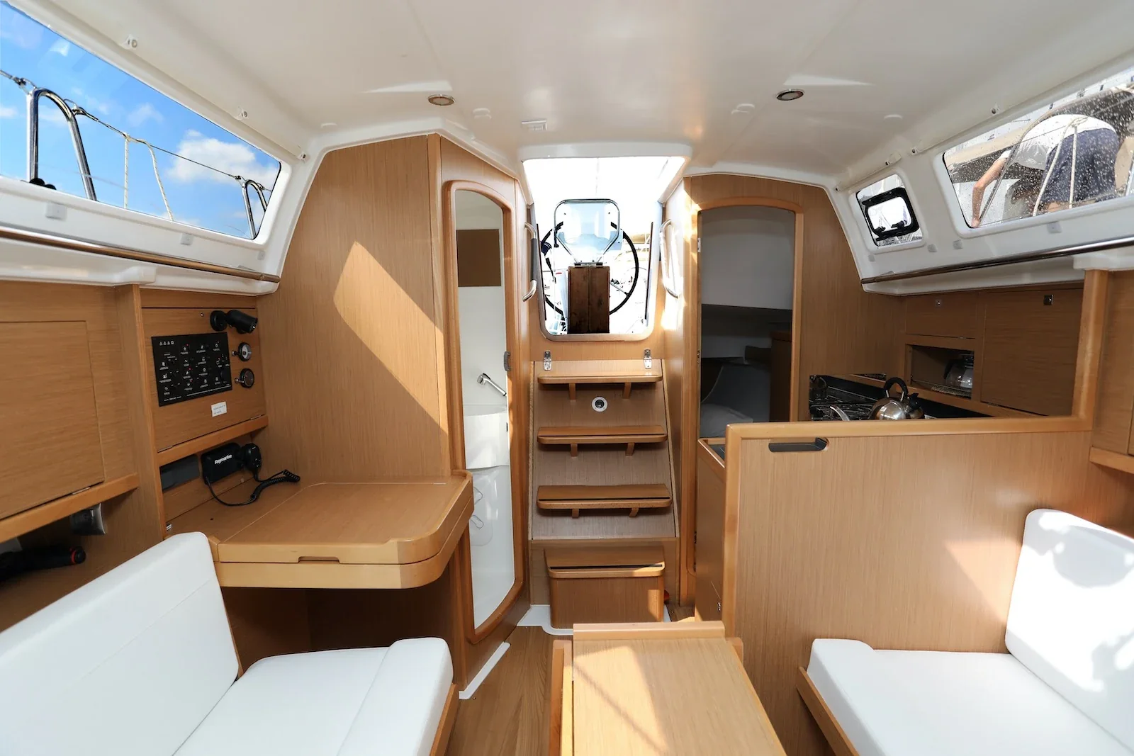Yacht JEANNEAU Sun Odyssey 319 - Tatjana - Foto 1