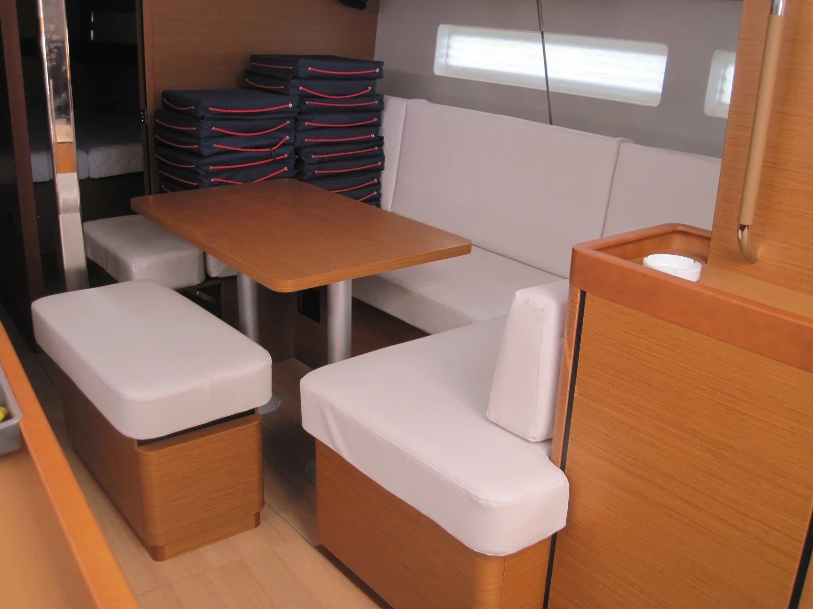 Yacht JEANNEAU Sun Odyssey 440 - Erminia