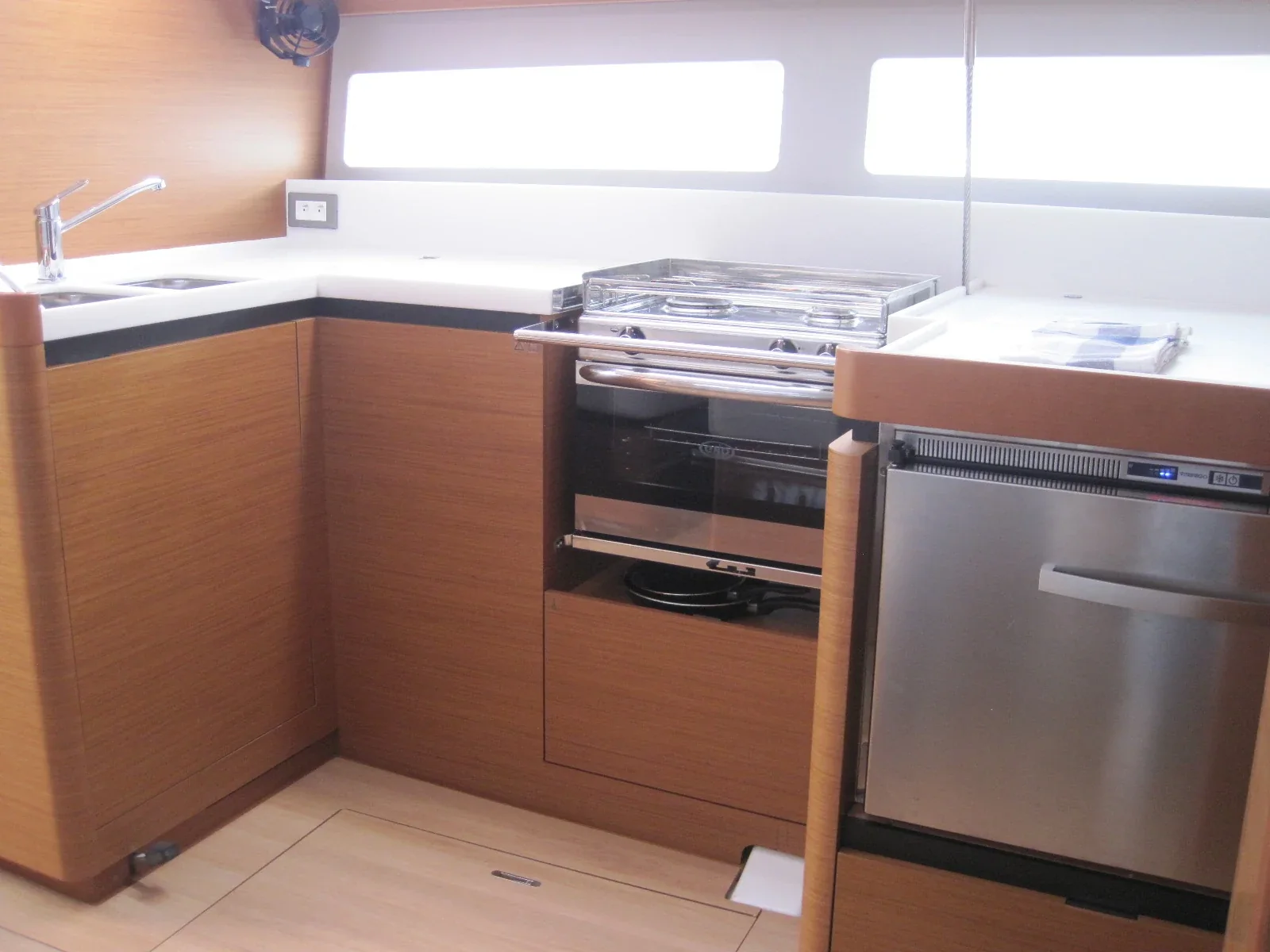Yacht JEANNEAU Sun Odyssey 490 - Teresa - Foto 1
