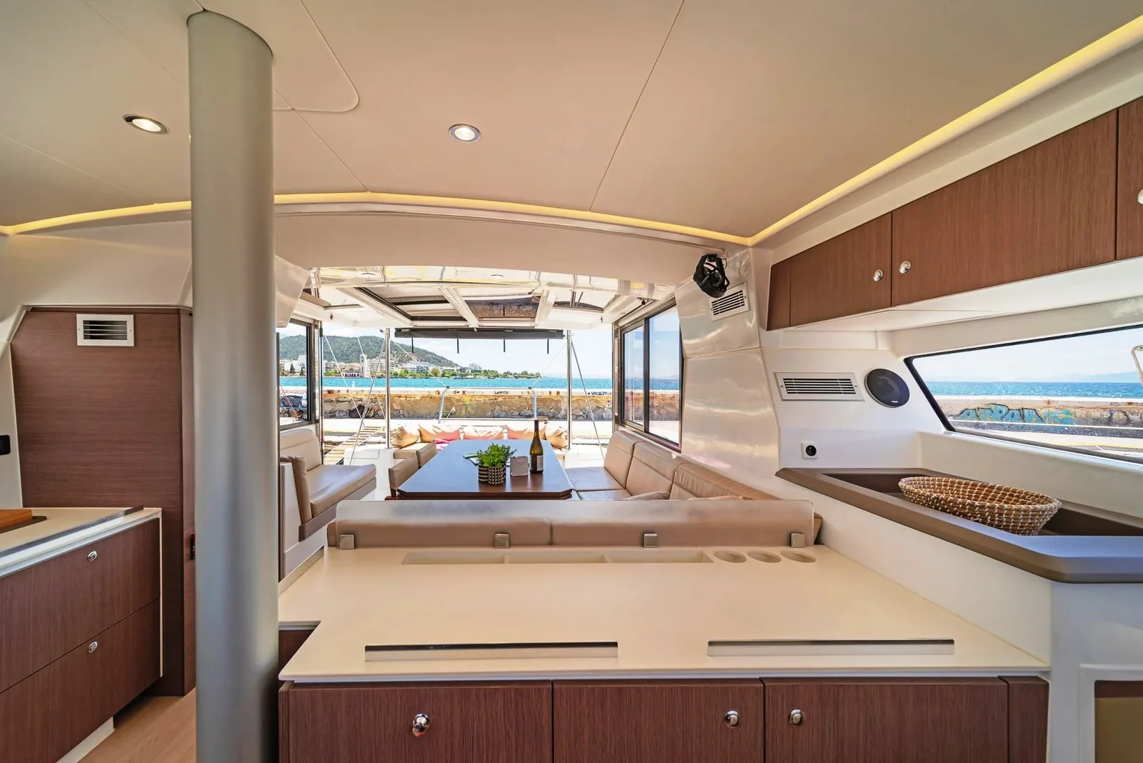 Yacht CATANA Bali 4.1 - Princess - Foto 1