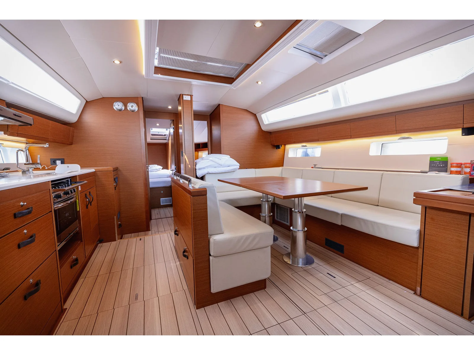 Yacht JEANNEAU 54 - Il Gatto