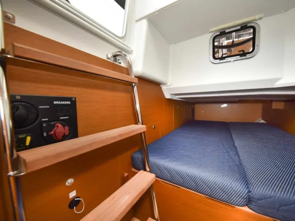 Yacht JEANNEAU Sun Loft 47 - New Horizons - Foto 1