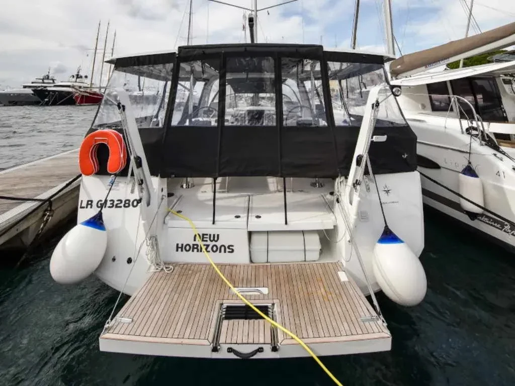 Yacht JEANNEAU Sun Loft 47 - New Horizons - Foto 1