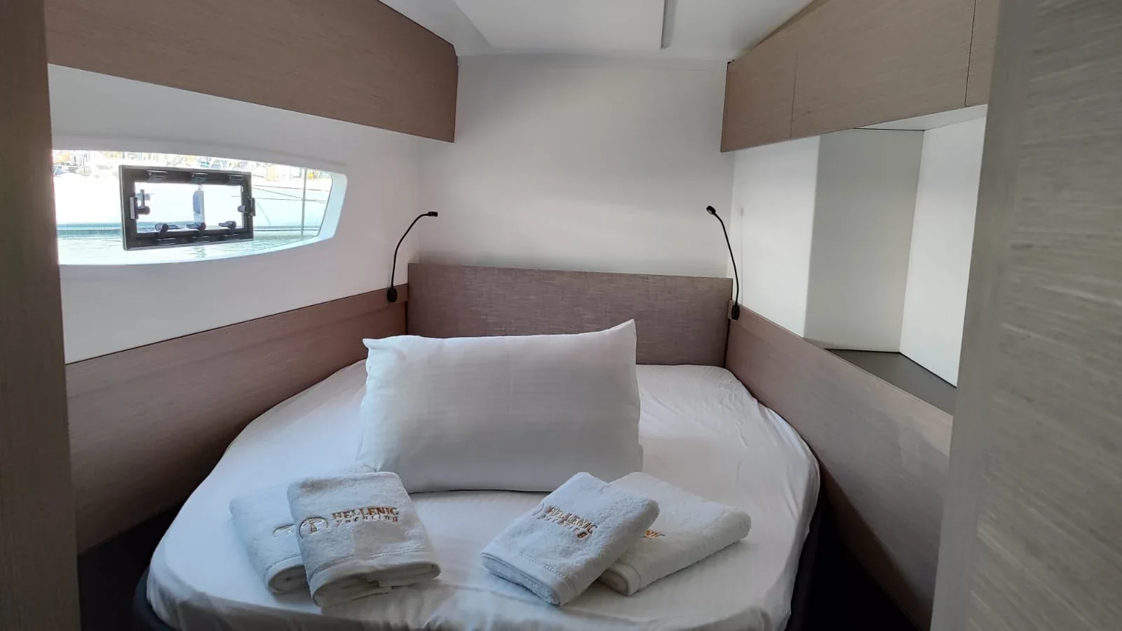 Yacht FOUNTAINE PAJOT Astrea 42 - Cicada - Foto 1