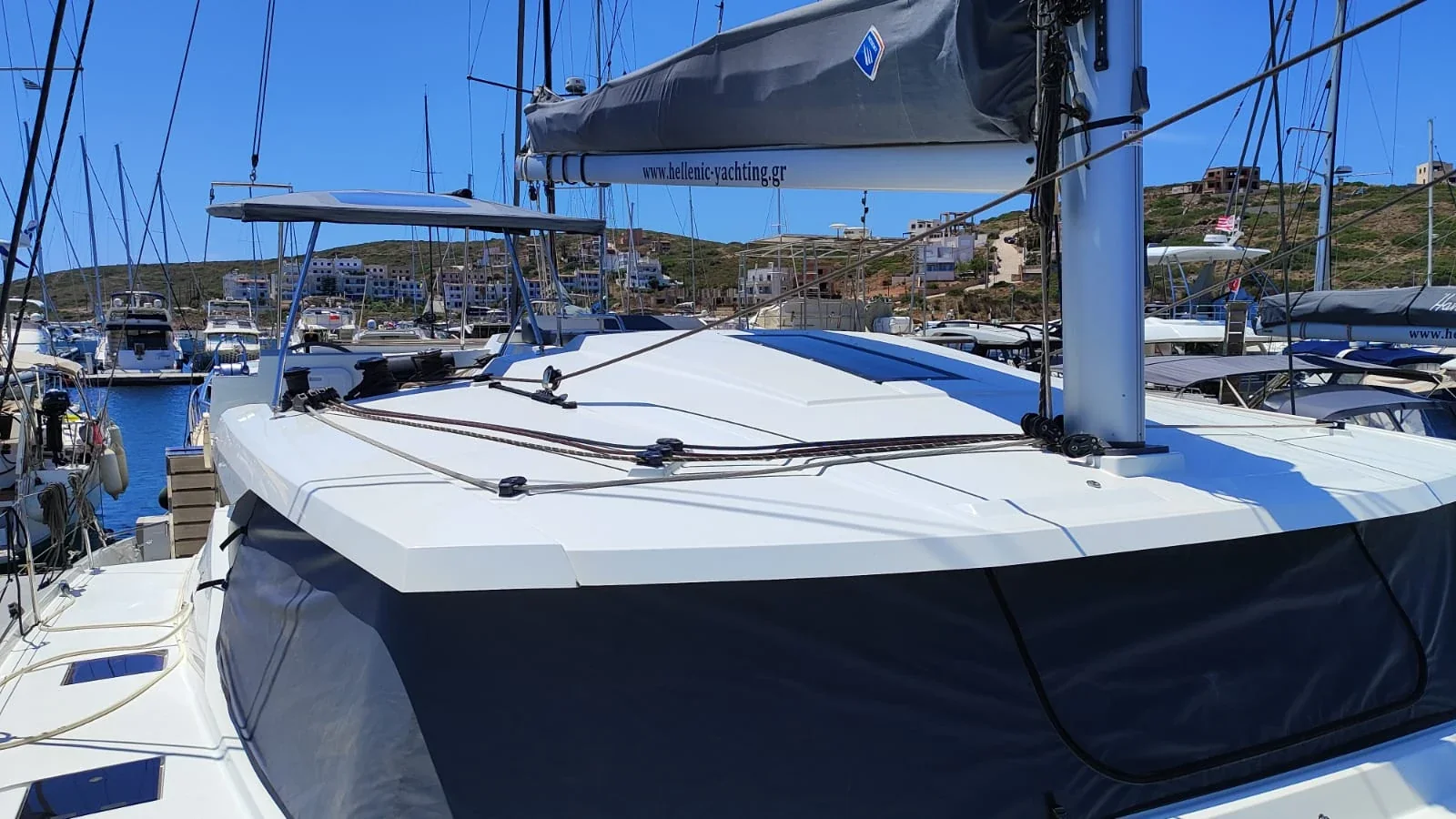 Yacht FOUNTAINE PAJOT Astrea 42 - Cicada - Foto 1