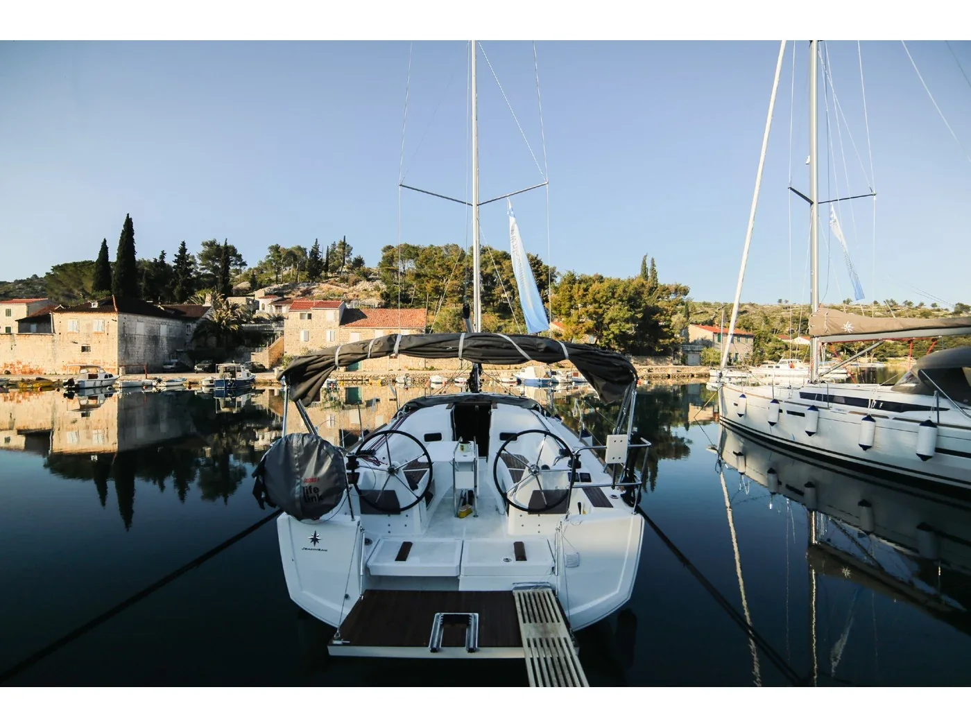 Yacht JEANNEAU Sun Odyssey 349 - Porto Tolero