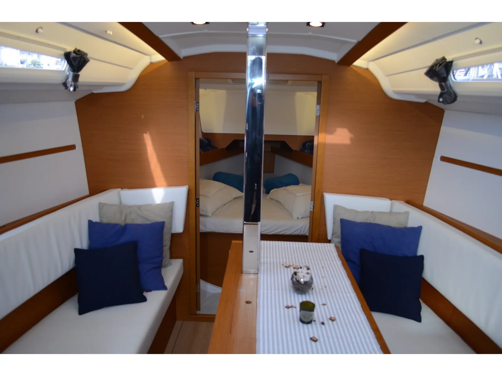Yacht JEANNEAU Sun Odyssey 349 - Porto Tolero - Foto 4