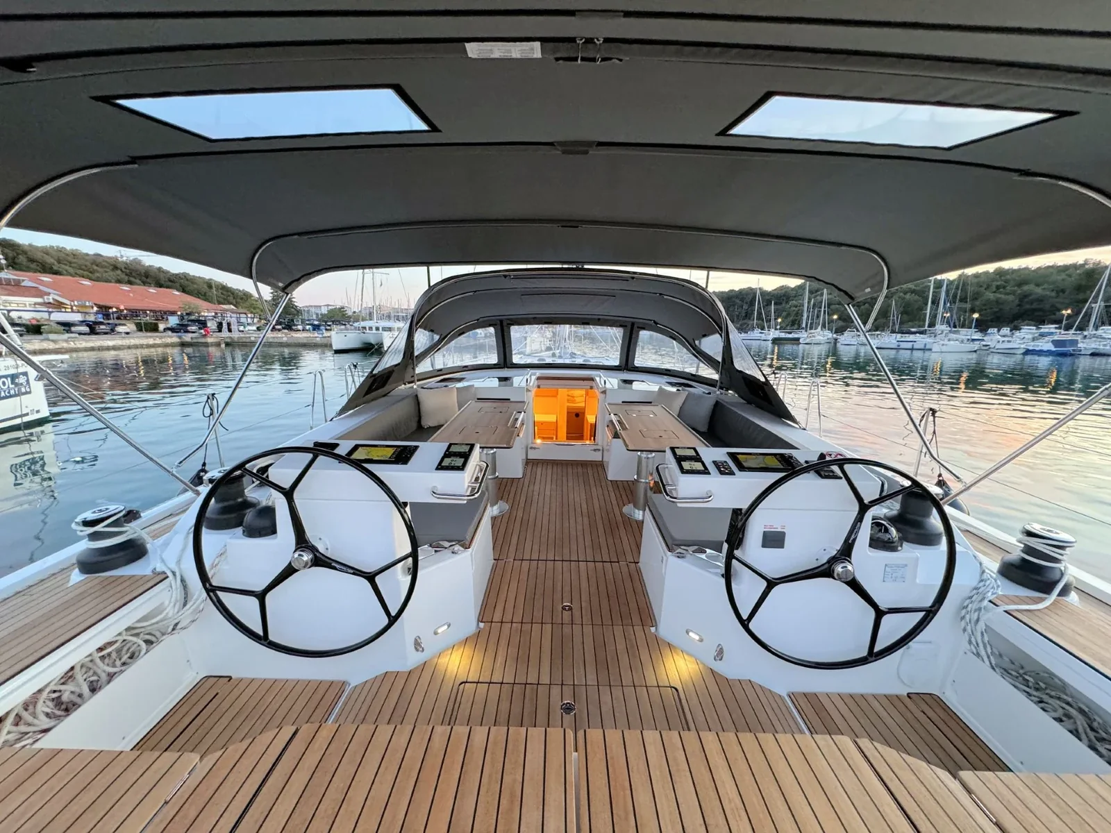 Yacht BAVARIA C57 Style - Mina - Foto 1