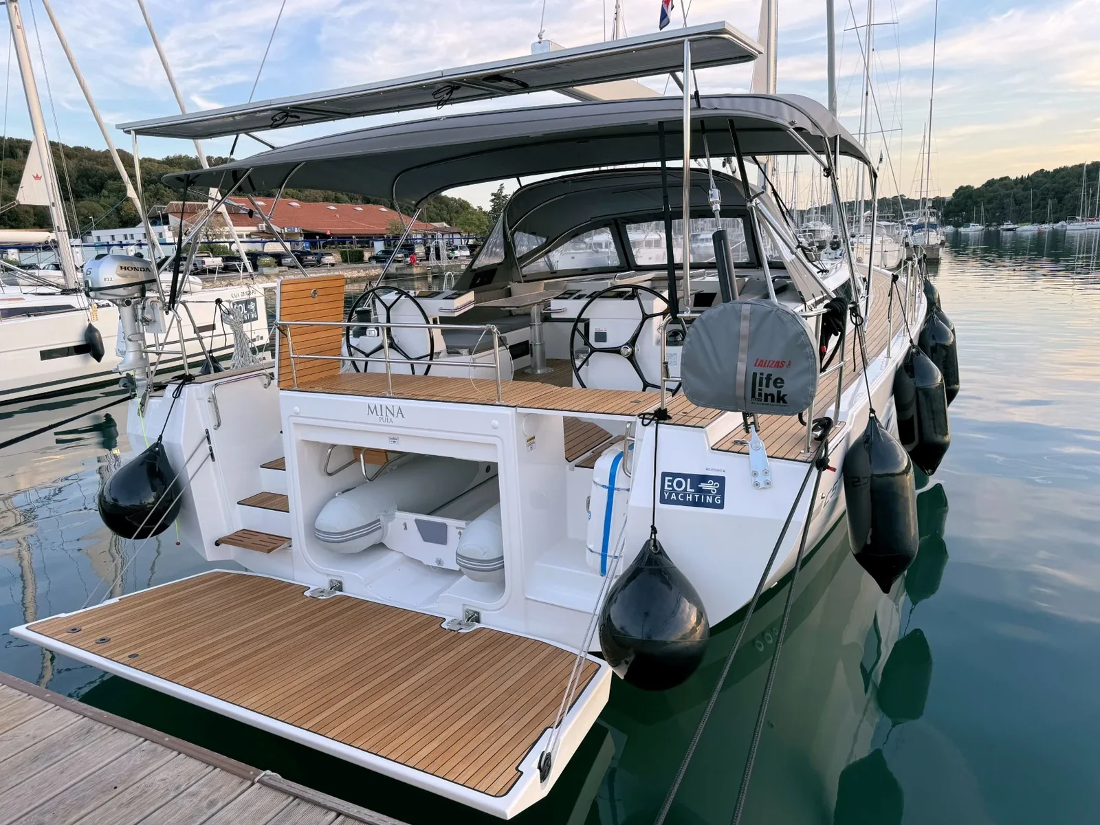 Yacht BAVARIA C57 Style - Mina - Foto 1
