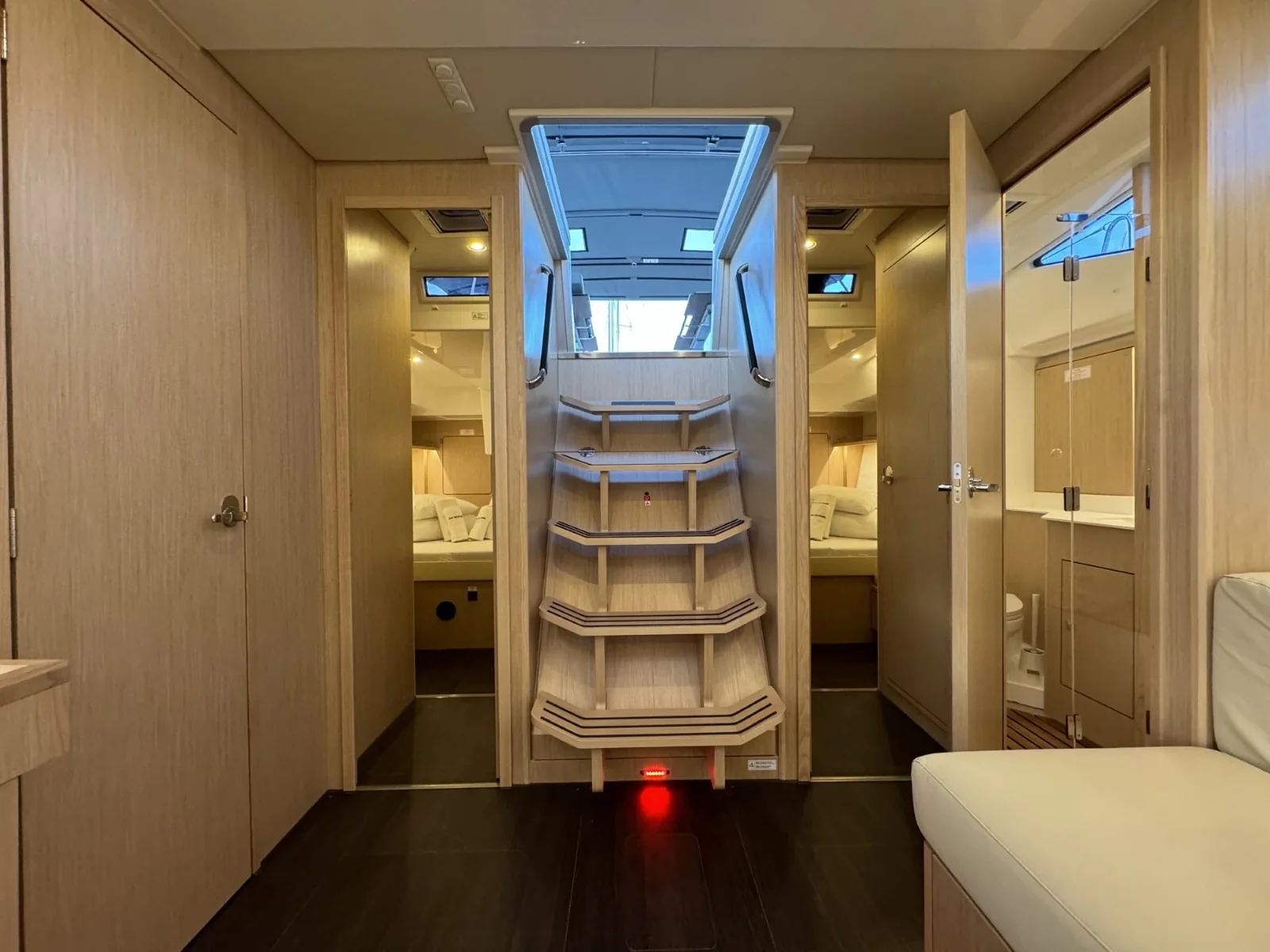 Yacht BAVARIA C57 Style - Mina - Foto 1