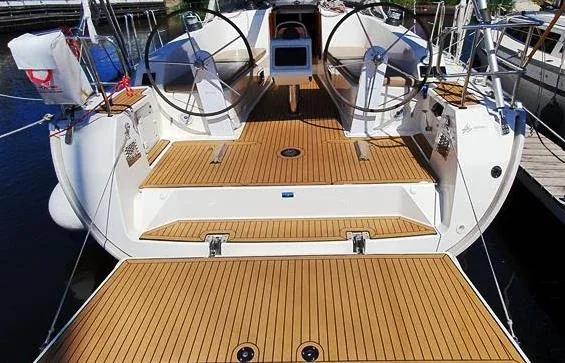 Yacht BAVARIA Cruiser 41 - Hermes