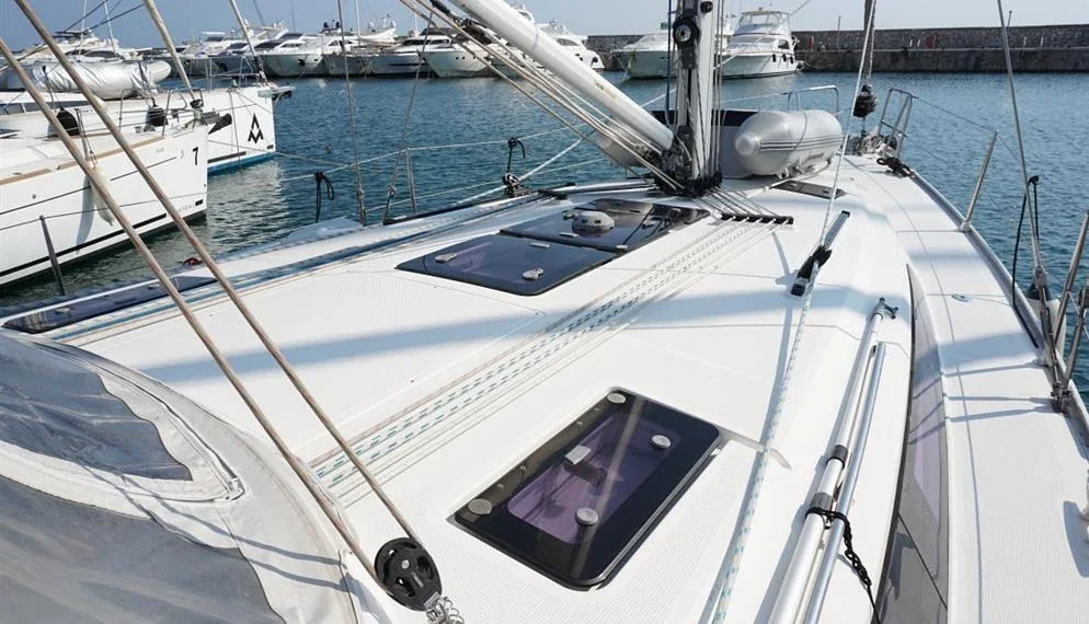 Yacht BAVARIA Cruiser 41 - Hermes - Foto 1