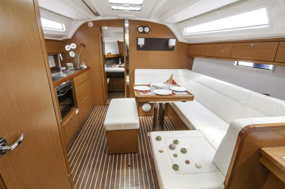 Yacht BAVARIA Cruiser 41 - Hermes - Foto 1