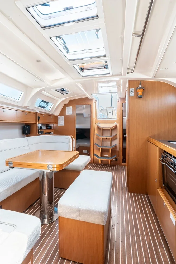 Yacht BAVARIA Cruiser 41 - Alkyoni - Foto 1
