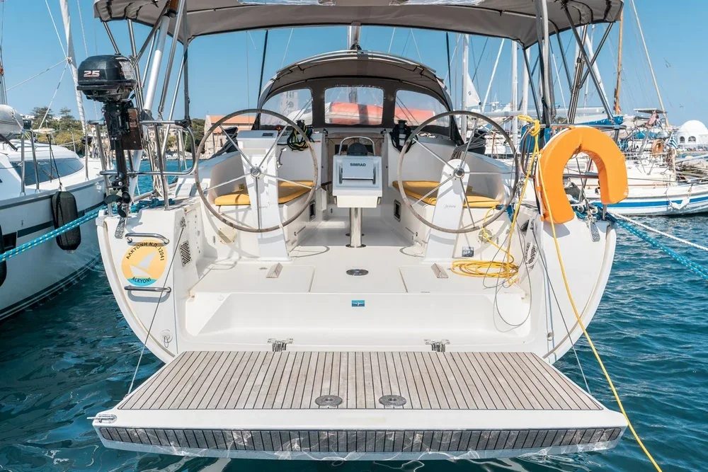 Yacht BAVARIA Cruiser 41 - Alkyoni - Foto 1