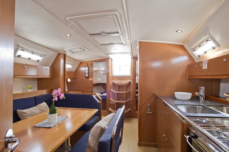 Yacht BAVARIA Cruiser 41 - Astros - Foto 1
