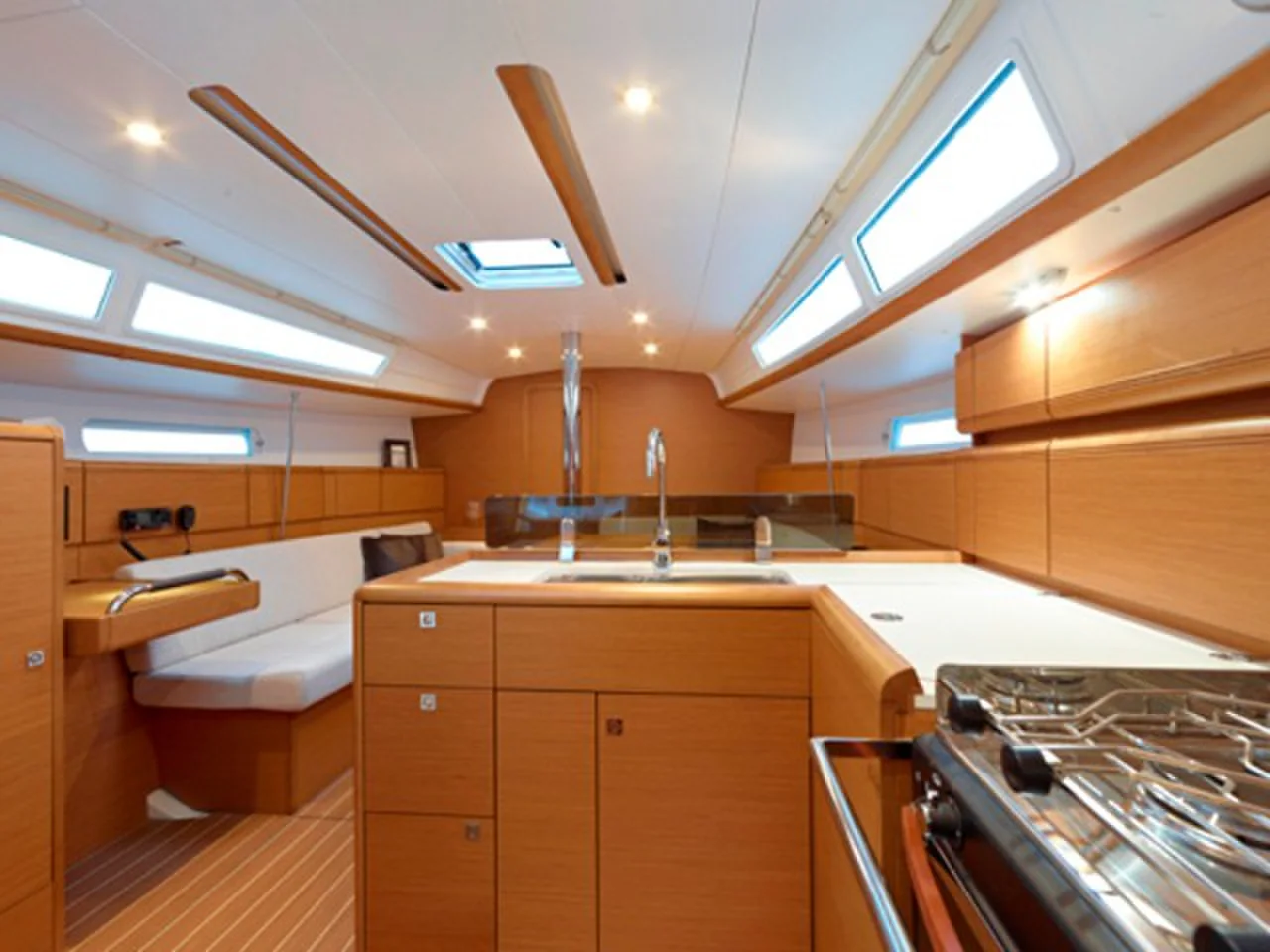 Yacht JEANNEAU Sun Odyssey 379 - Fearless