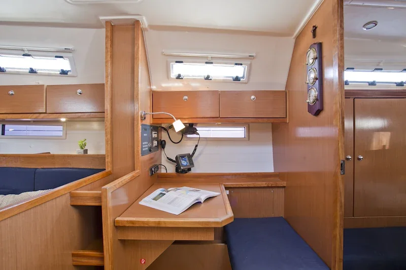 Yacht BAVARIA Cruiser 41 - Astros - Foto 1