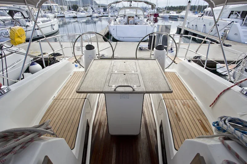 Yacht BAVARIA Cruiser 41 - Astros - Foto 1