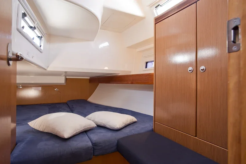 Yacht BAVARIA Cruiser 41 - Astros - Foto 1