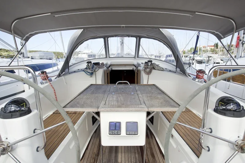 Yacht BAVARIA Cruiser 41 - Astros - Foto 1