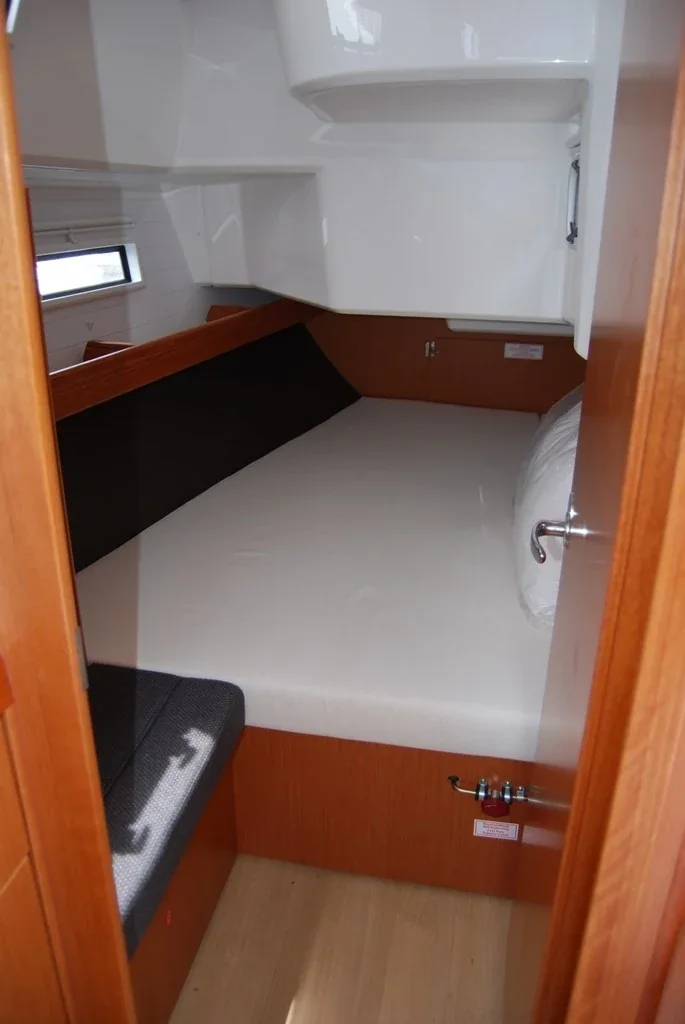 Yacht BAVARIA Cruiser 37 - Foto 1