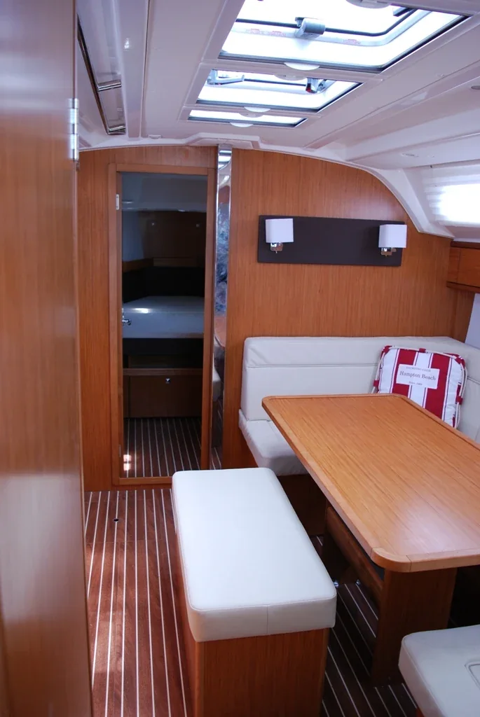 Yacht BAVARIA Cruiser 41 - Foto 1