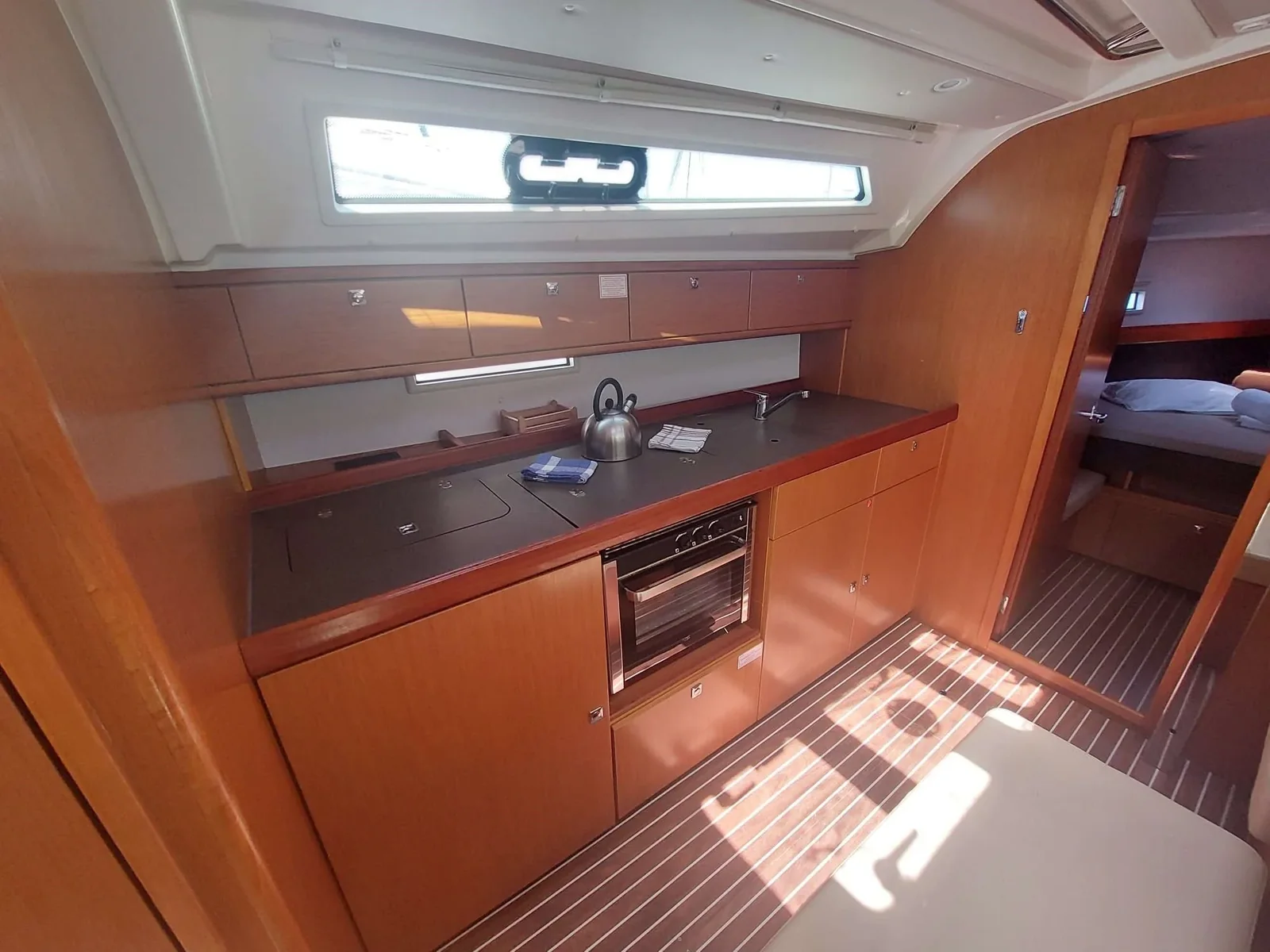 Yacht BAVARIA Cruiser 41 - Nafsika