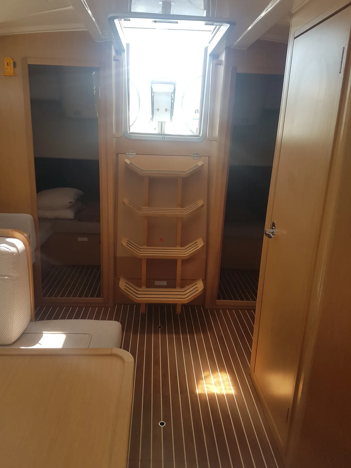 Yacht BAVARIA Cruiser 41 - Amalfi
