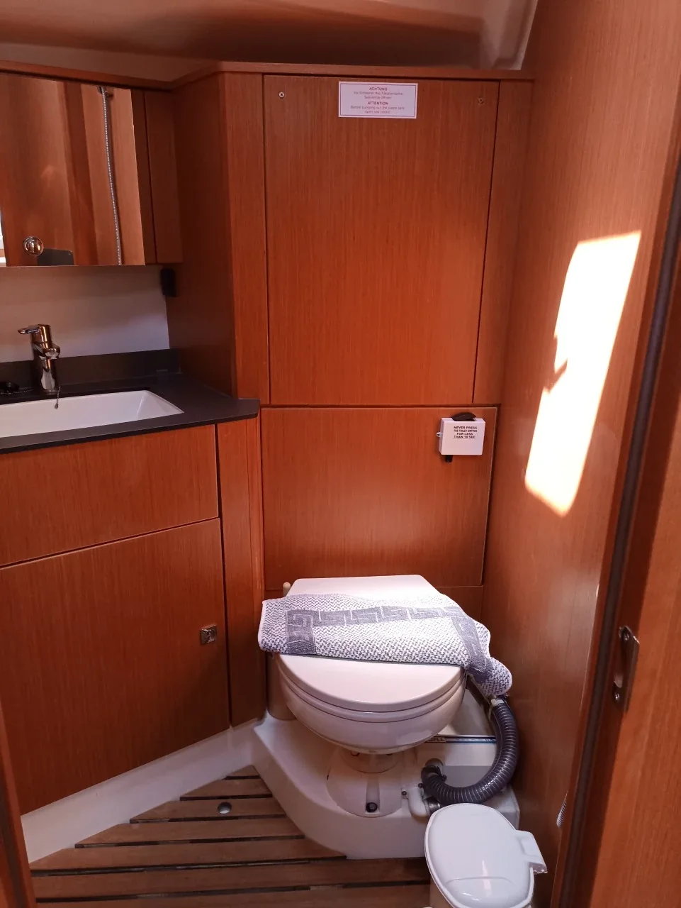 Yacht BAVARIA Cruiser 41 - Foto 1