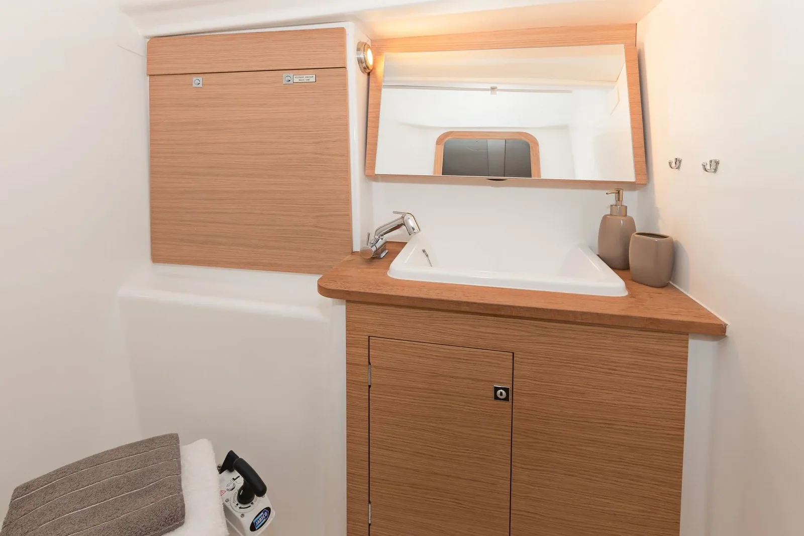 Yacht DUFOUR 382 Grand Large - Regor - Foto 1