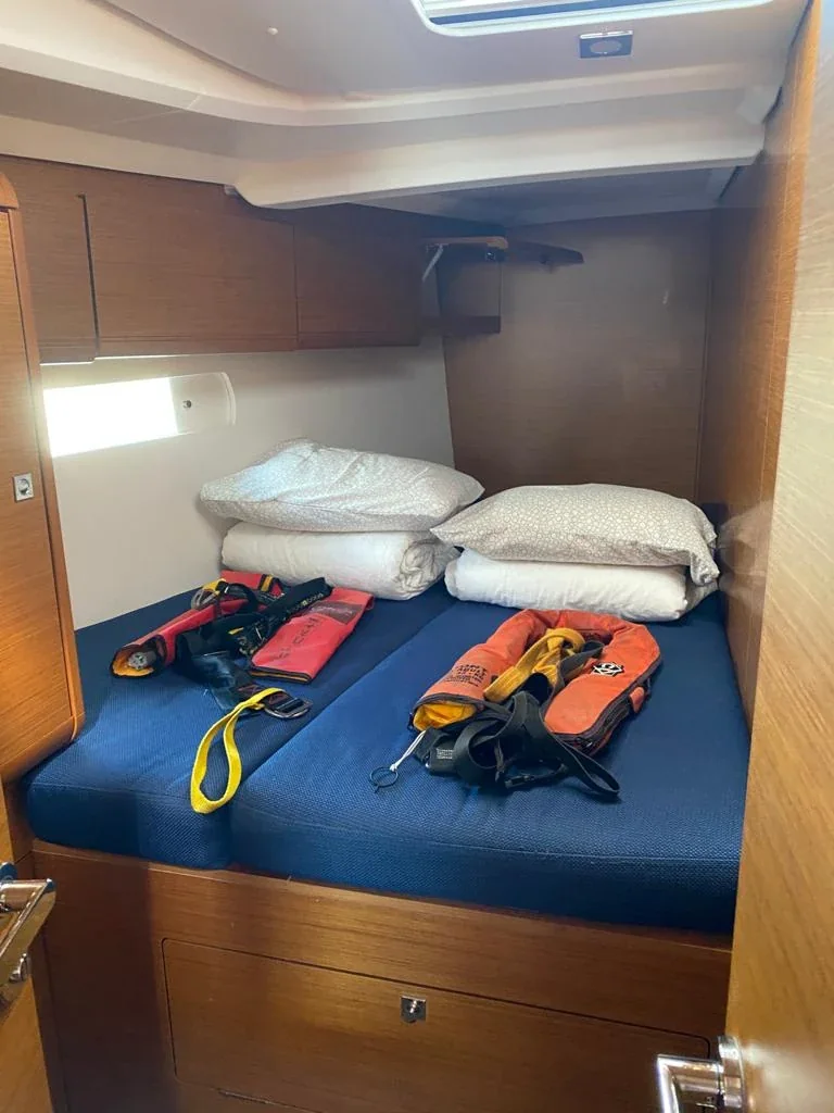 Yacht JEANNEAU Sun Odyssey 519 - Alboran Pacharán
