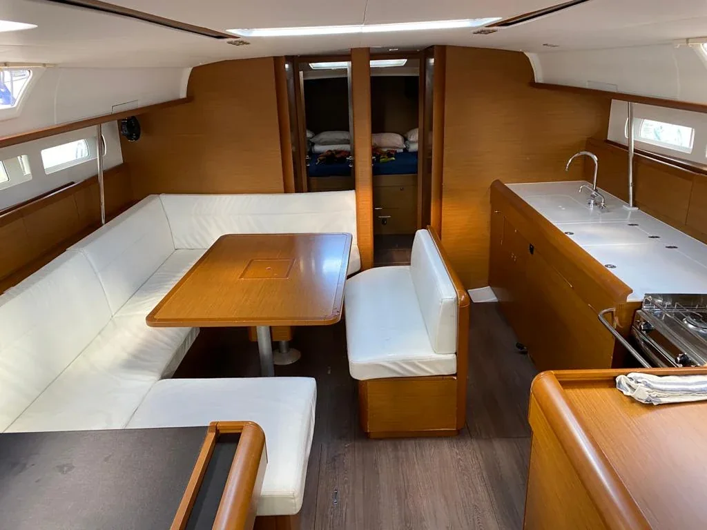 Yacht JEANNEAU Sun Odyssey 519 - Alboran Pacharán - Foto 1