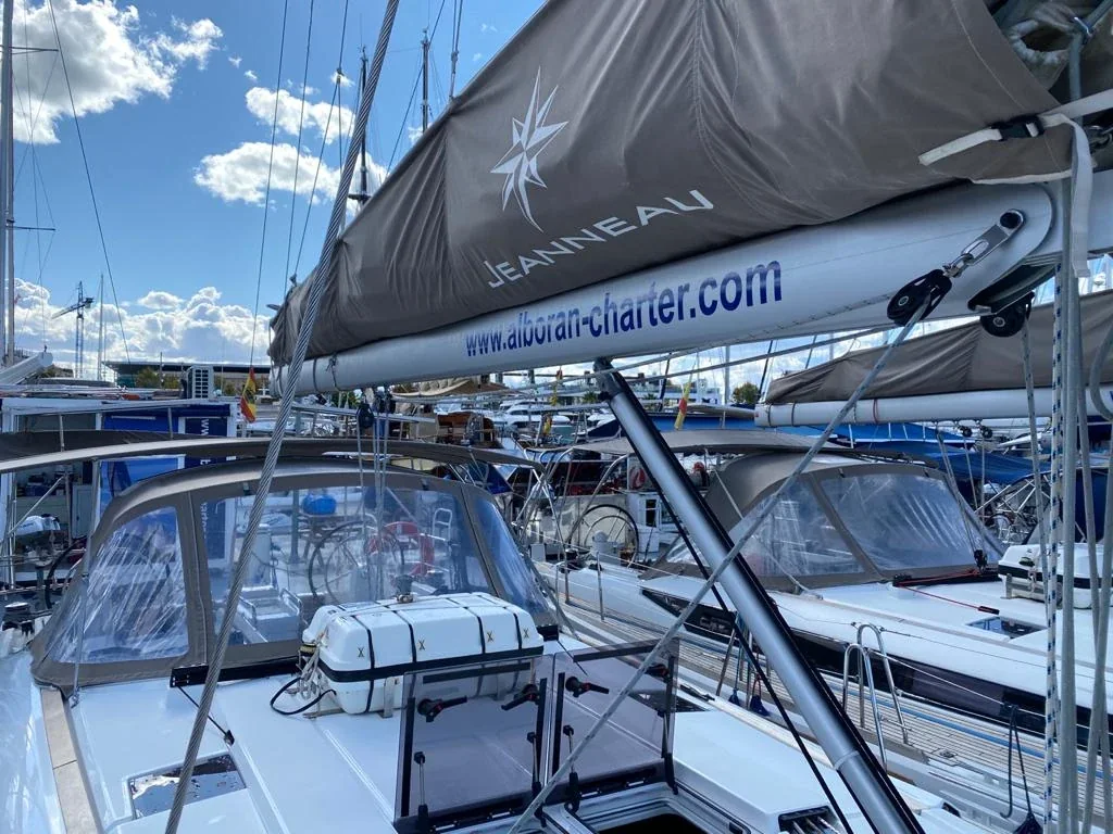 Yacht JEANNEAU Sun Odyssey 519 - Alboran Pacharán - Foto 1