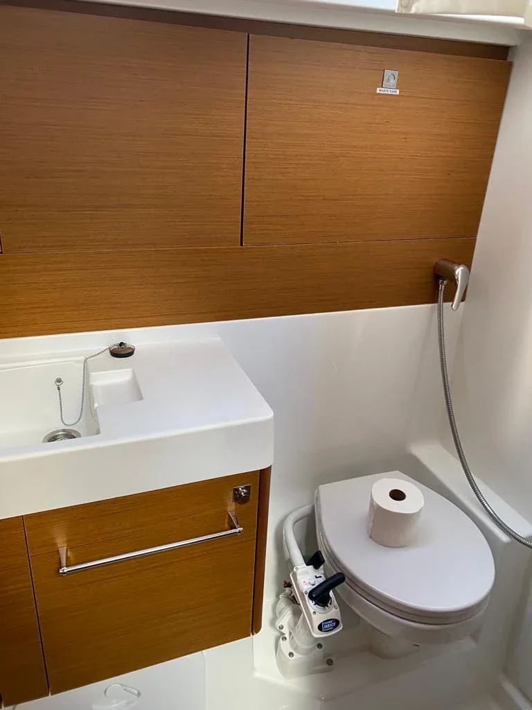 Yacht JEANNEAU Sun Odyssey 519 - Alboran Pacharán - Foto 1